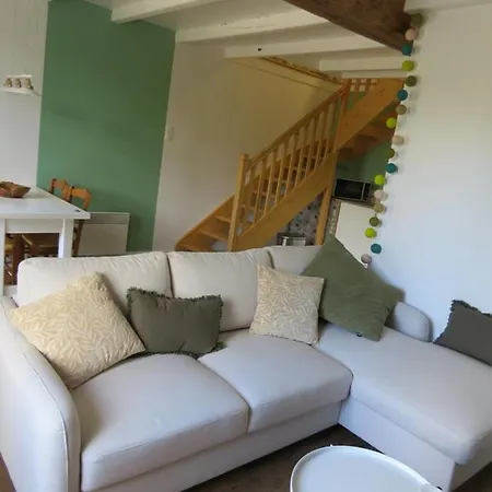 Les Vieilles Pierres Guest house *