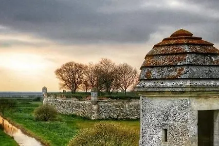 Les Vieilles Pierres